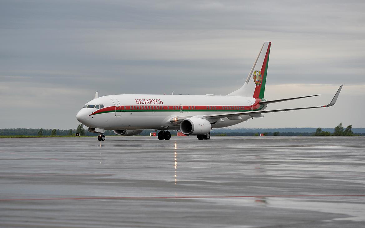 Лукашенко прибыл в Санкт-Петербург