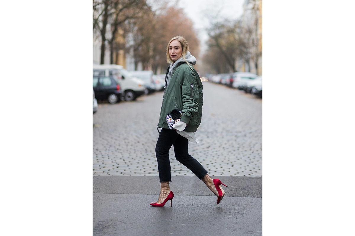 Что говорит о нас желание вернуть прошлое? Изучаем тренд через моду