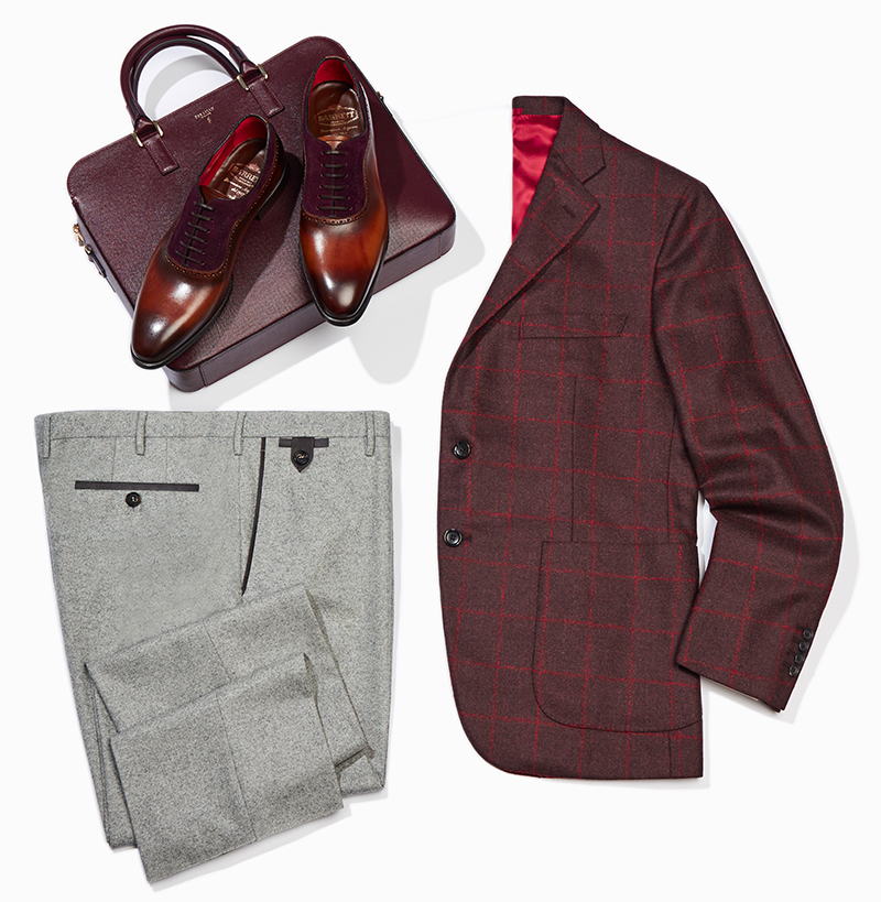 Пиджак, брюки Atelier Portofino, ботинки Barrett, сумка Serapian


