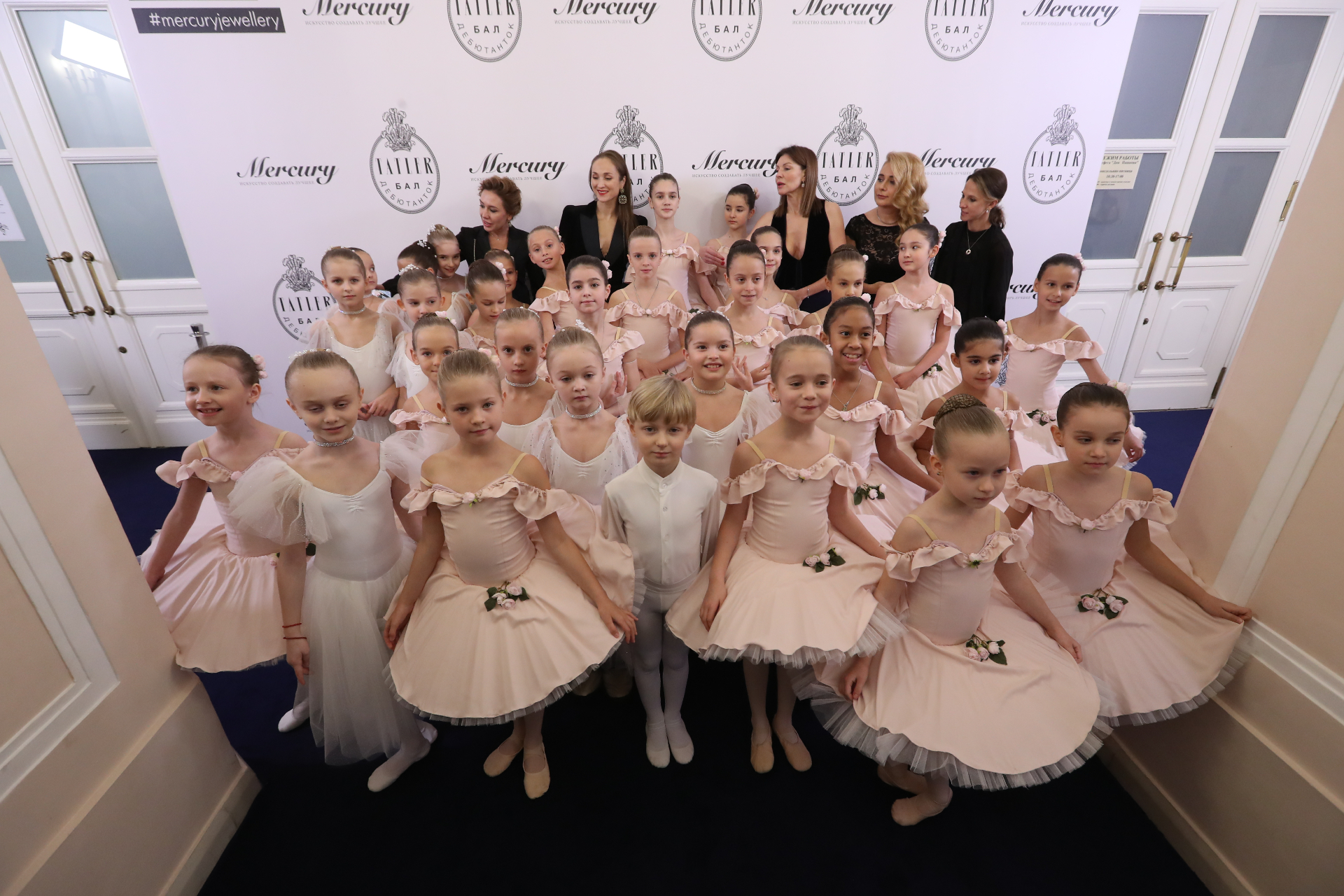 Воспитанницы Центральной балетной школы