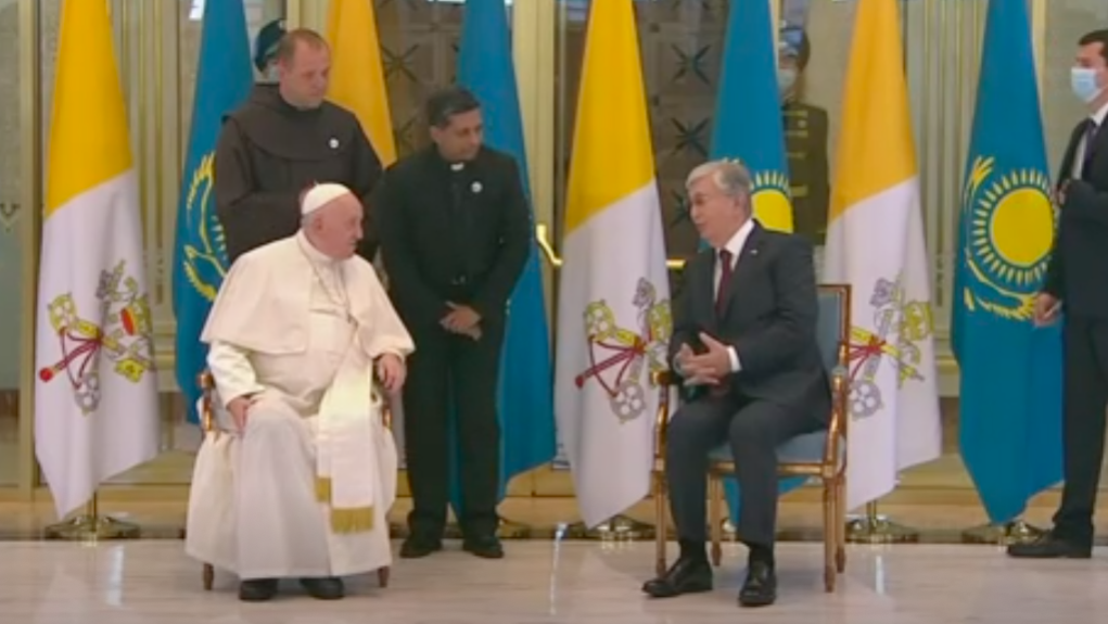 Папа римский призвал в Казахстане к возрождению «духа Хельсинки»