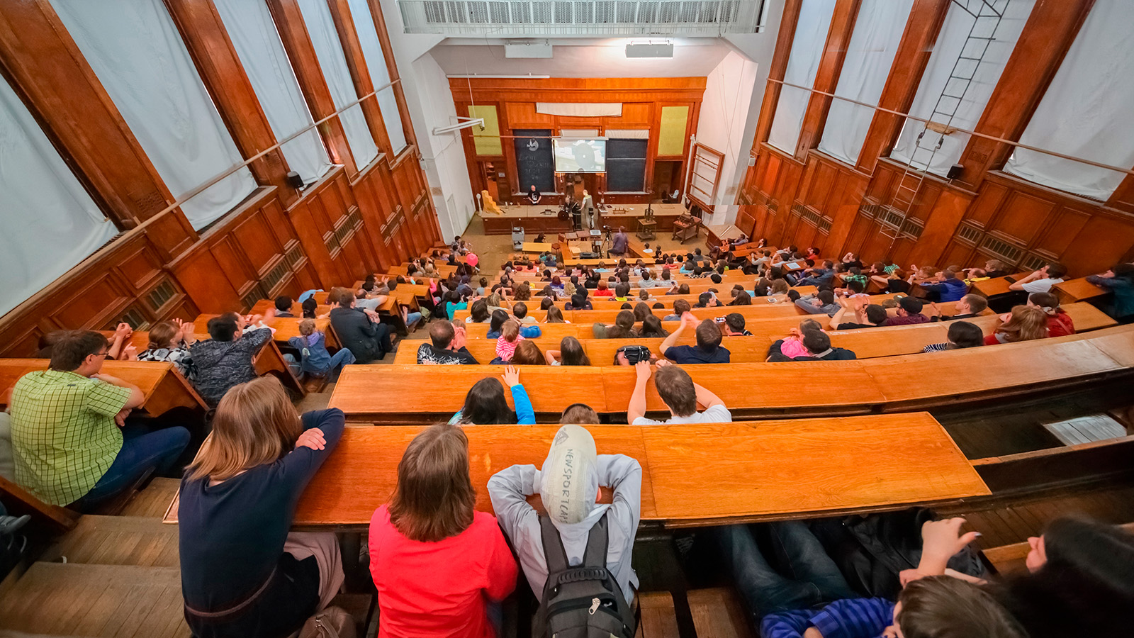 Минобрнауки определило число бюджетных мест в вузах на 2026 учебный год