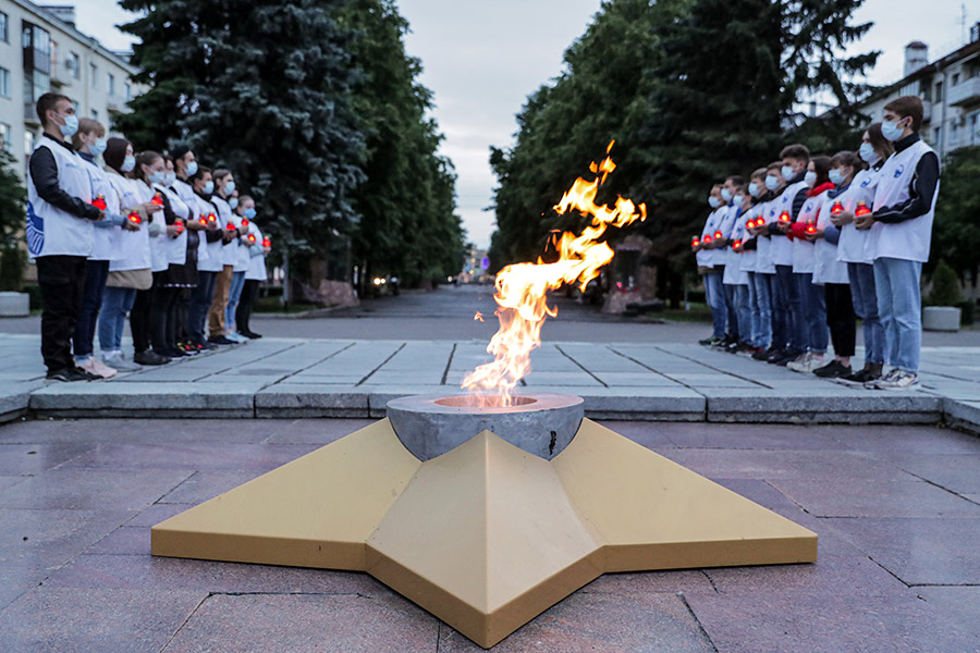 Вечный огонь на Алее героев, Кемерово