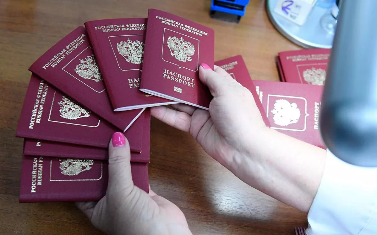 Как сделать загранпаспорт в СПб?