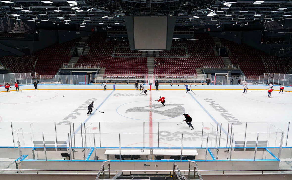 Хоккейный клуб «Авангард»