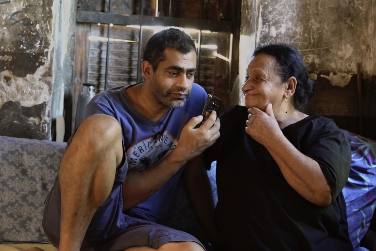 Кадр из фильма &laquo;Жизнь после Сиам&raquo;