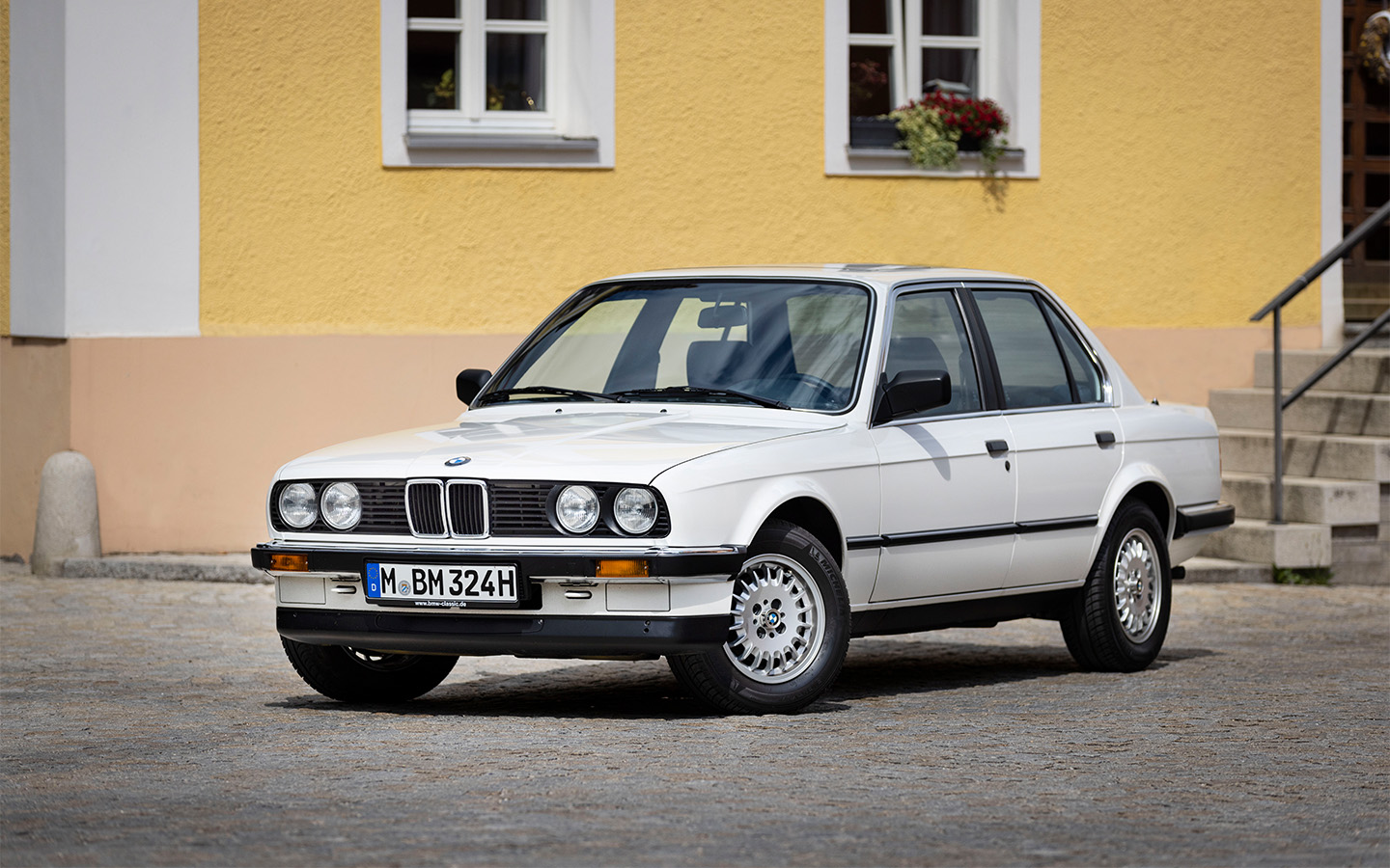 BMW 324d Sedan (E30)