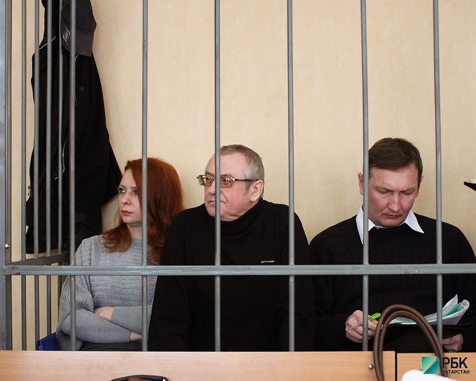Адвокаты подсудимых по делу "Булгарии" обвинили в трагедии погибшего капитана 