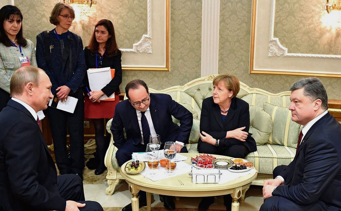 Владимир Путин, Франсуа Олланд, Ангела Меркель и Пётр Порошенко