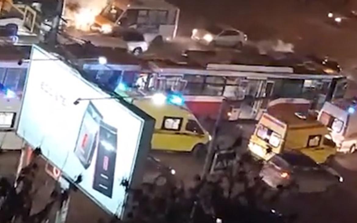 В Новосибирске более 10 человек пострадали при столкновении двух трамваев