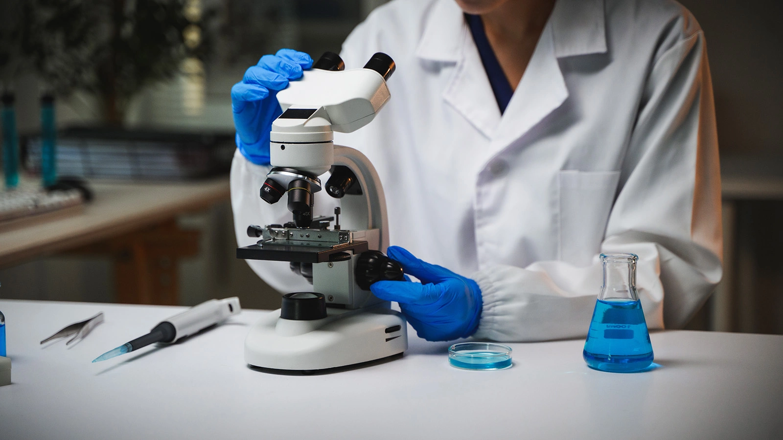 Вот зачем ученые проводят «чтение» ДНК человека. Ответил генетик