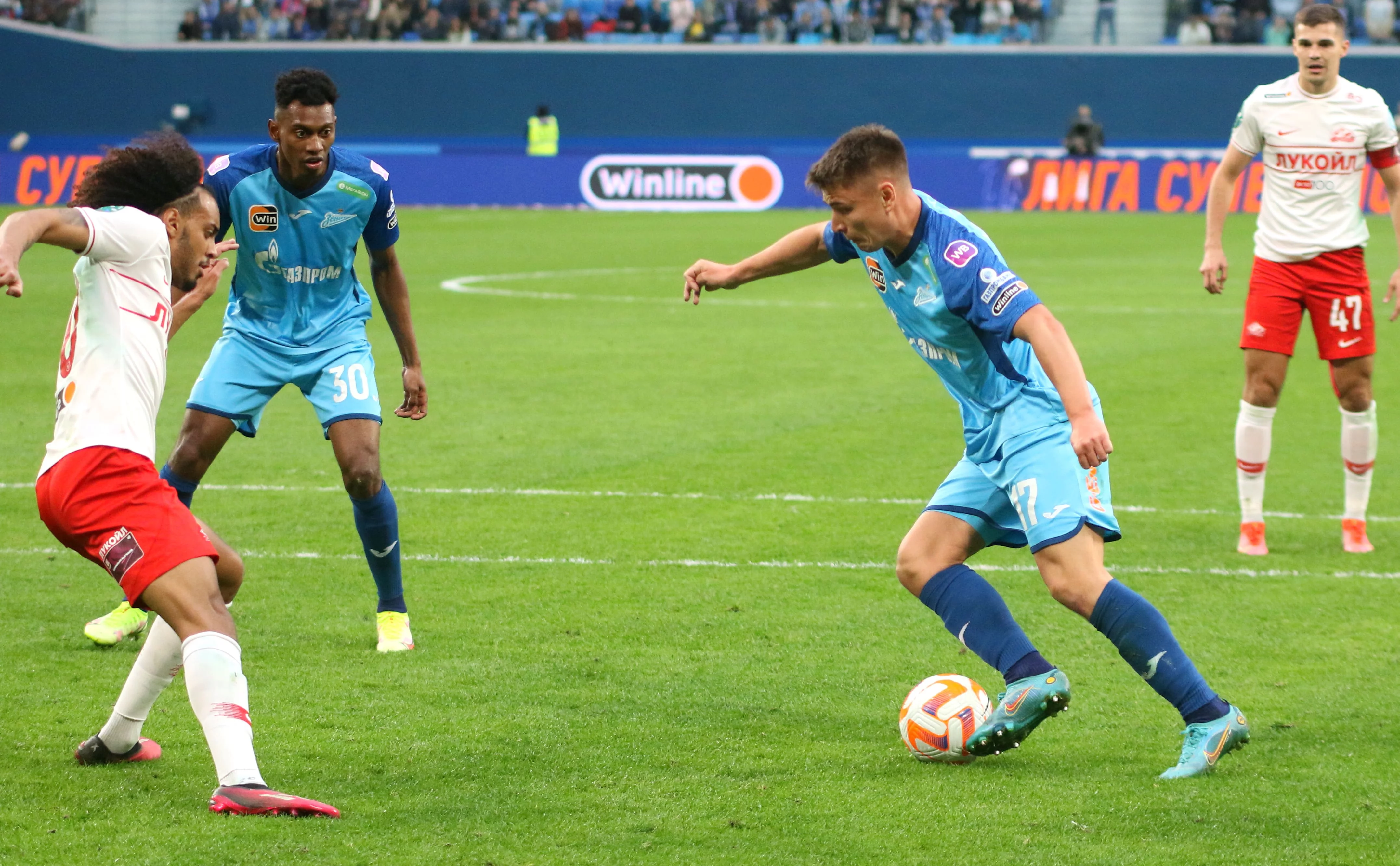 Maksim Konstantinov / Global look press