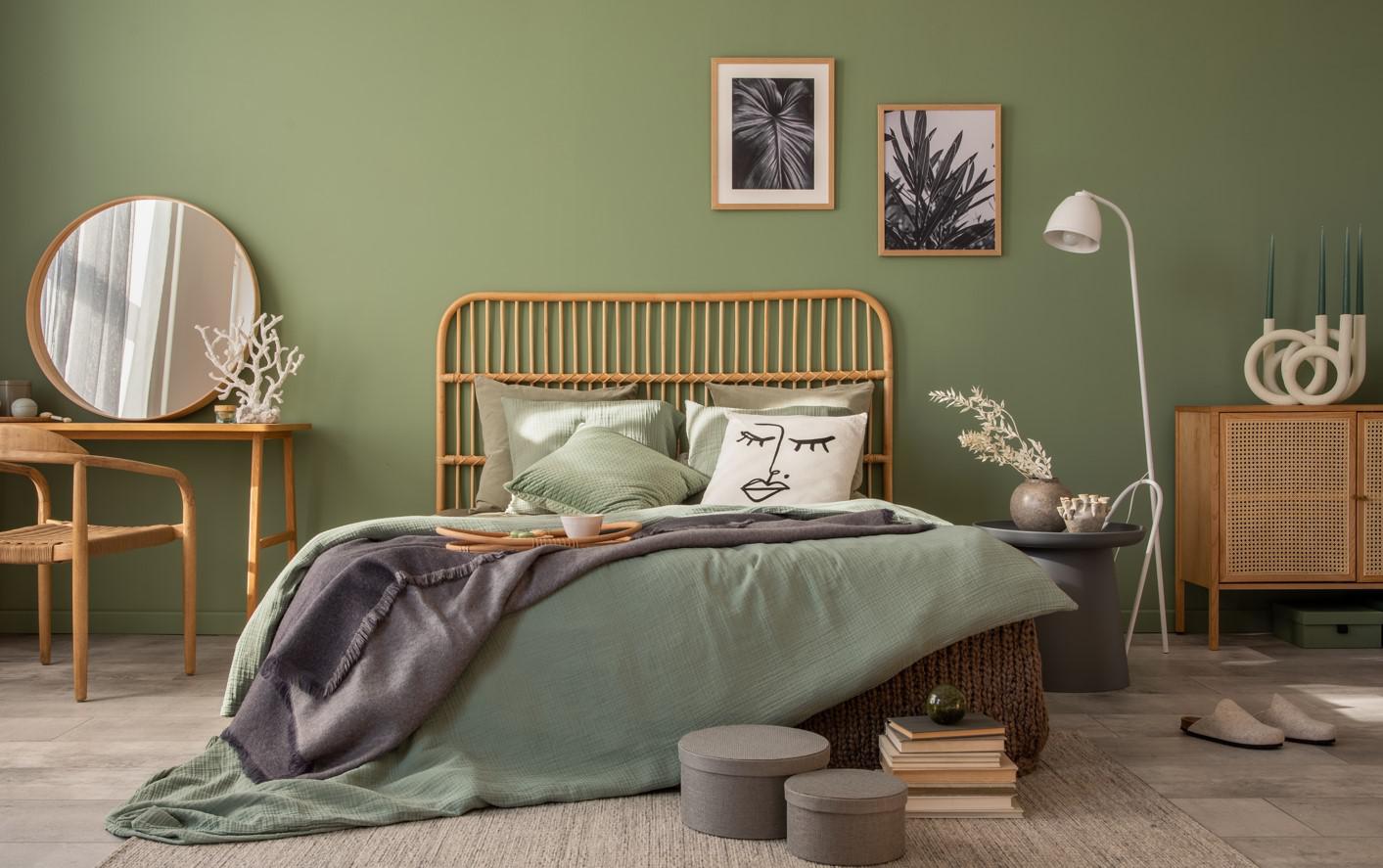 Дизайн маленькой спальни: советы по оформлению с фото