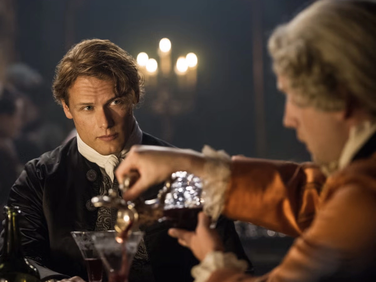 Кадр из сериала «Чужестранка»