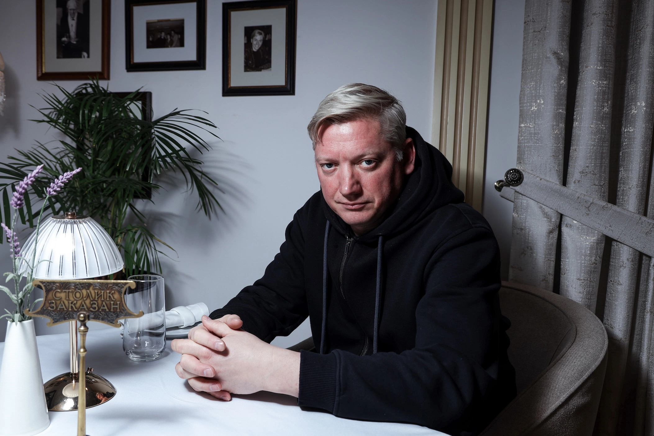 «Все начинается с нас»: Павел Ворожцов — о судьбе и «Баре «Один звонок»