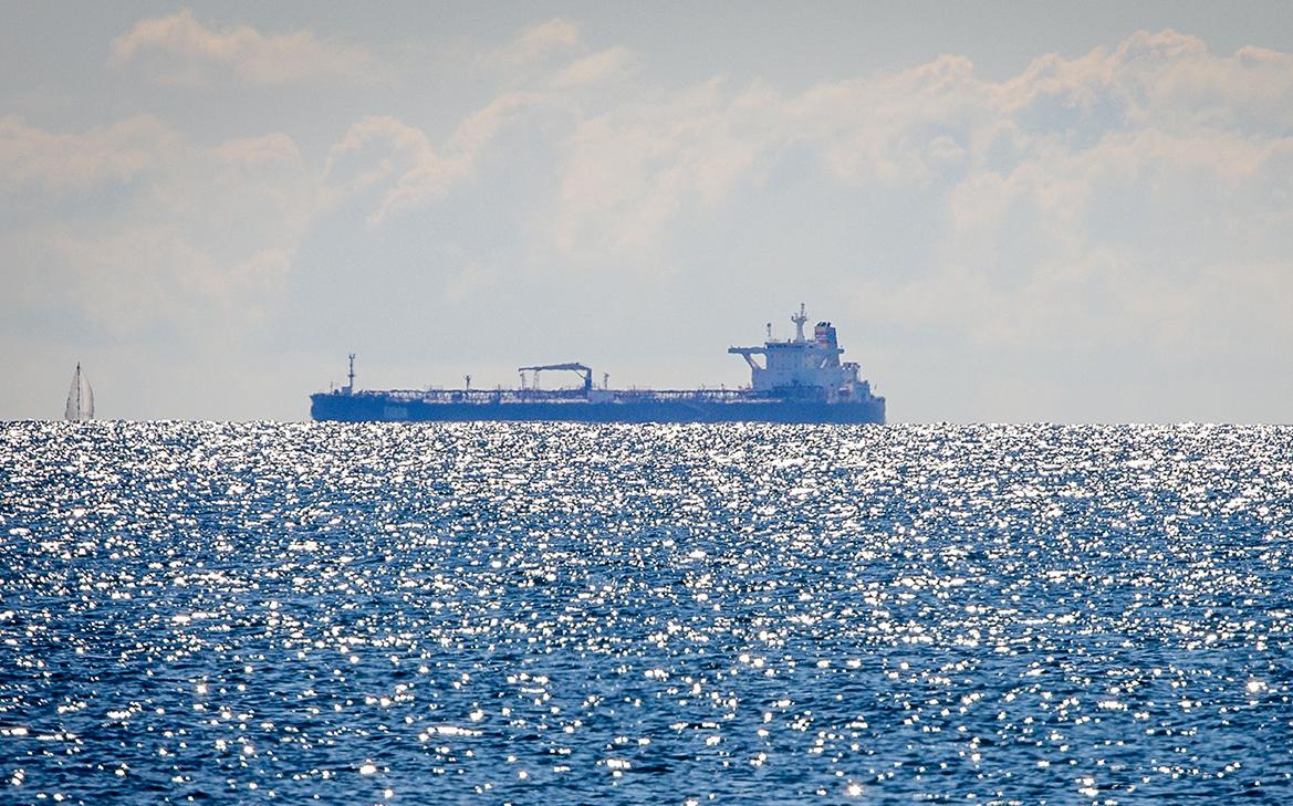 NYT узнала детали о задержании США супертанкера Bella 1 близ Венесуэлы