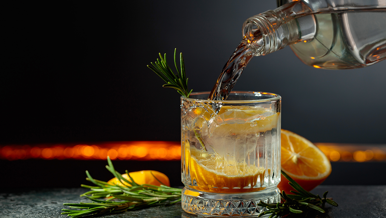 В Англии создали вдохновленную историческими замками коллекцию джинов