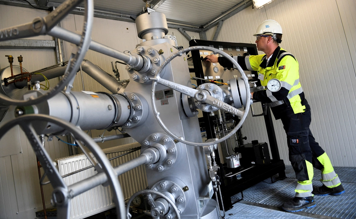 Andreas Gebert / Reuters