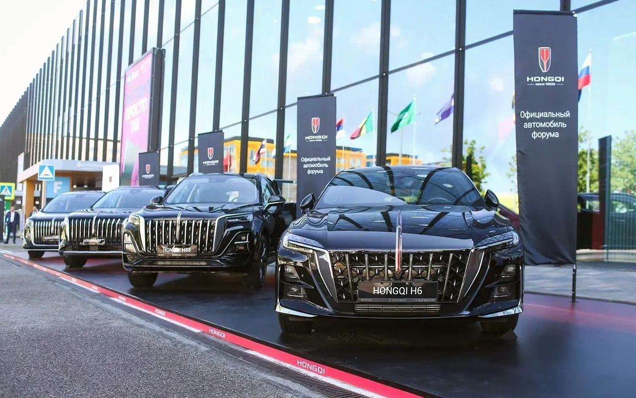 Hongqi представит в России гибридный кроссовер HS6 PHEV и еще три новинки