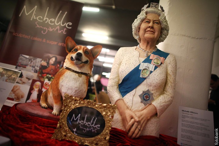 Сахарная королева и ее собака