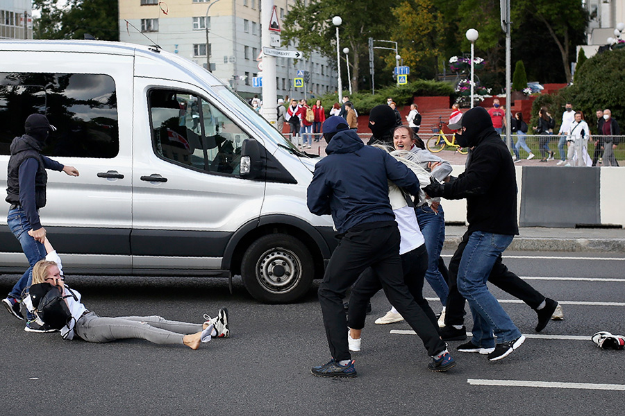 Задержания демонстрантов в Минске начались еще до начала протестных акций