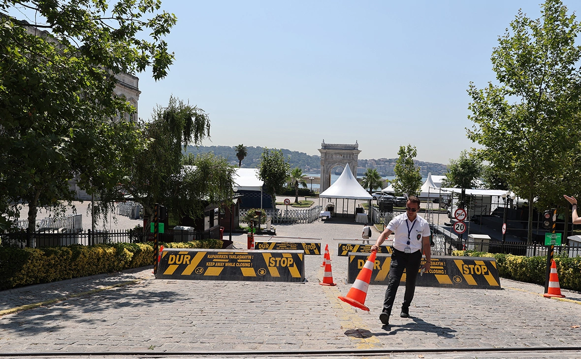 Tolga Bozoglu / EPA / ТАСС