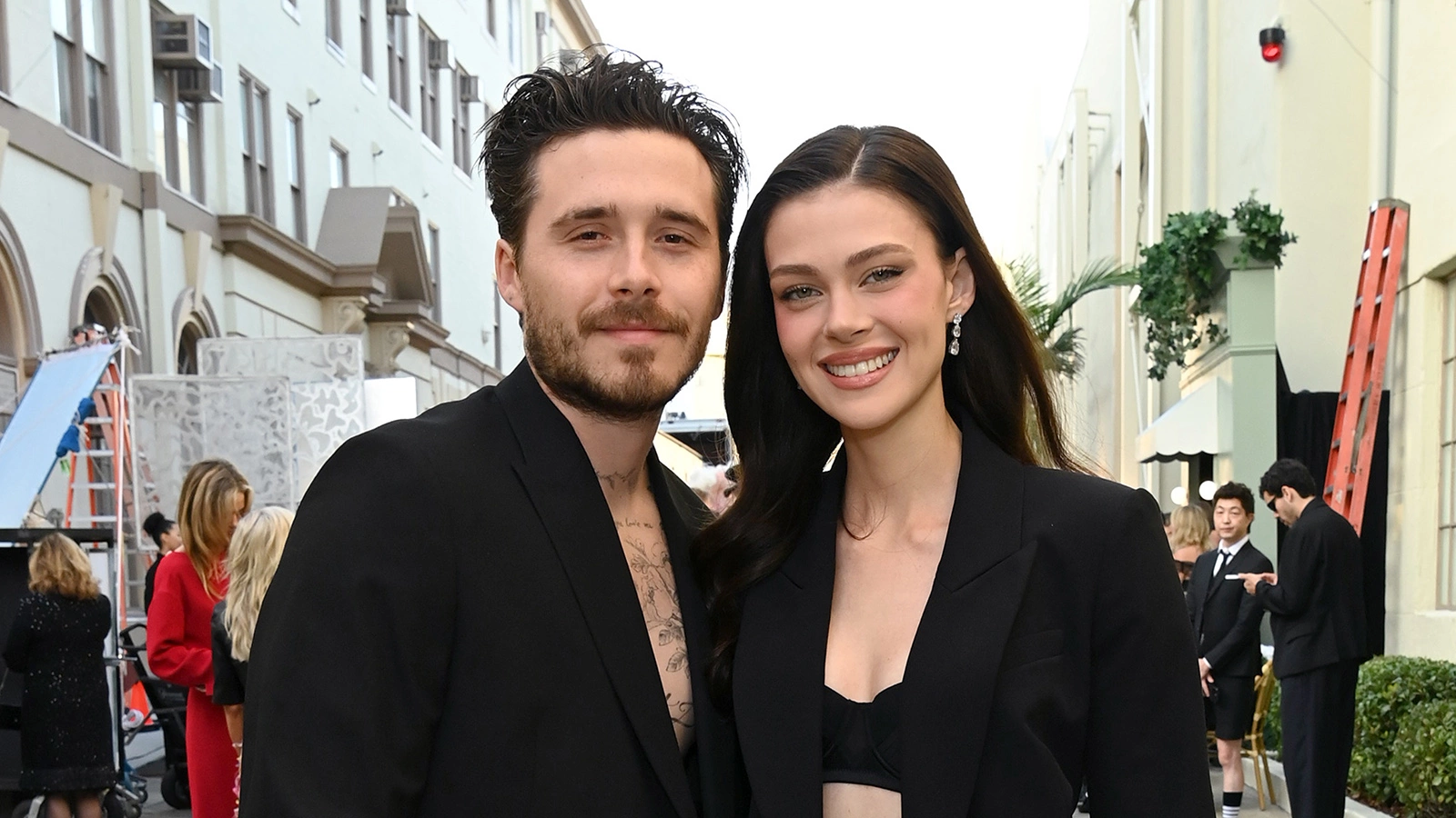 Бруклин Пельтц Бекхэм и Никола Пельтц Бекхэм