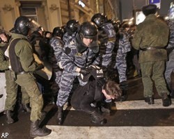 В Петербурге в послевыборный понедельник задержали около 150 митингующих