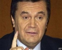В.Янукович поручил изменить правила движения своего кортежа