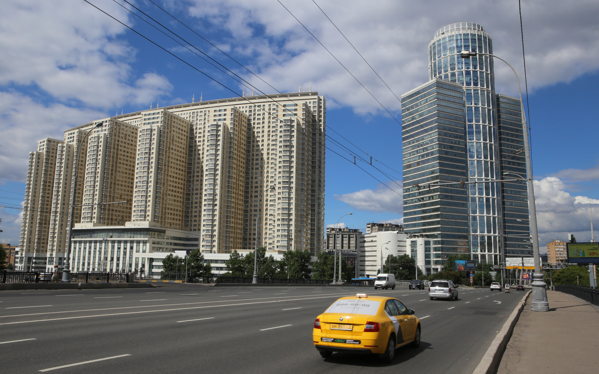 В 2021 году на рынке новостроек Старой Москвы было заключено 69,2 тыс. договоров долевого участия на 3,8 млн кв. м