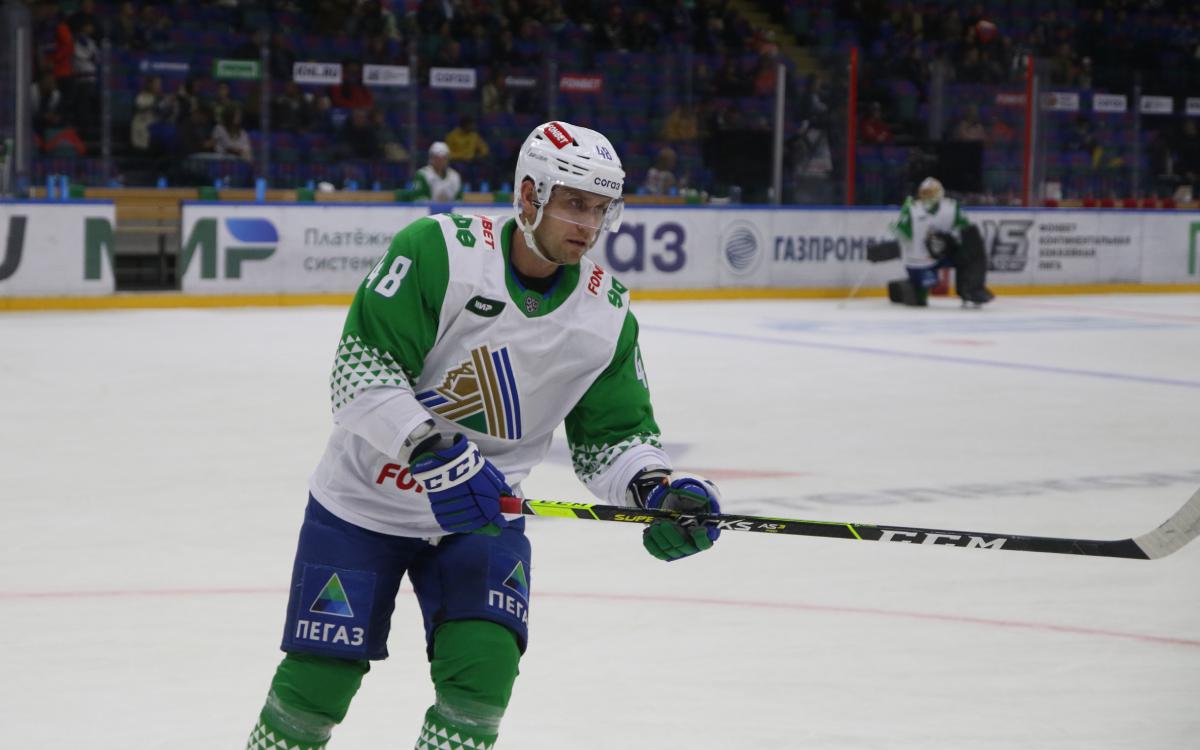 Хоккеист «Салавата Юлаева» первым сыграл тысячу матчей в КХЛ