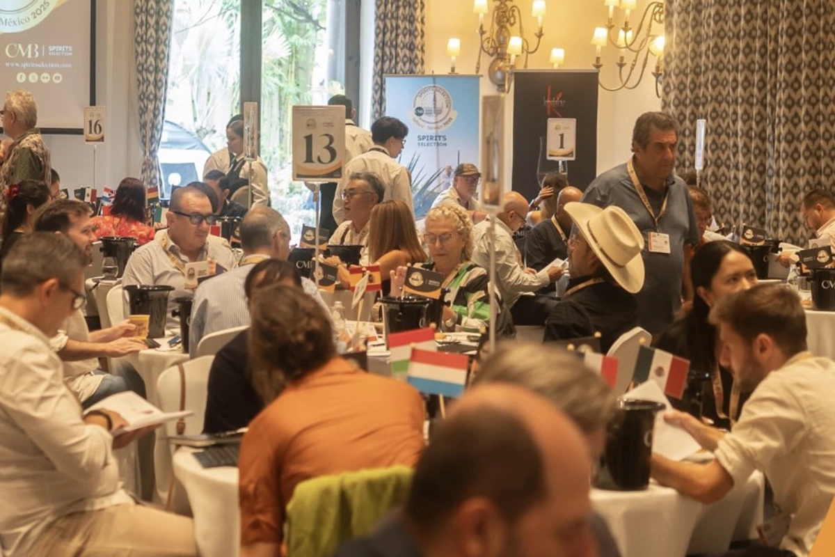 Конкурс прошел при очевидном обилии местных образцов: текилы, мескаля, раисильи, баканоры, сотола, дистиллята из пульке