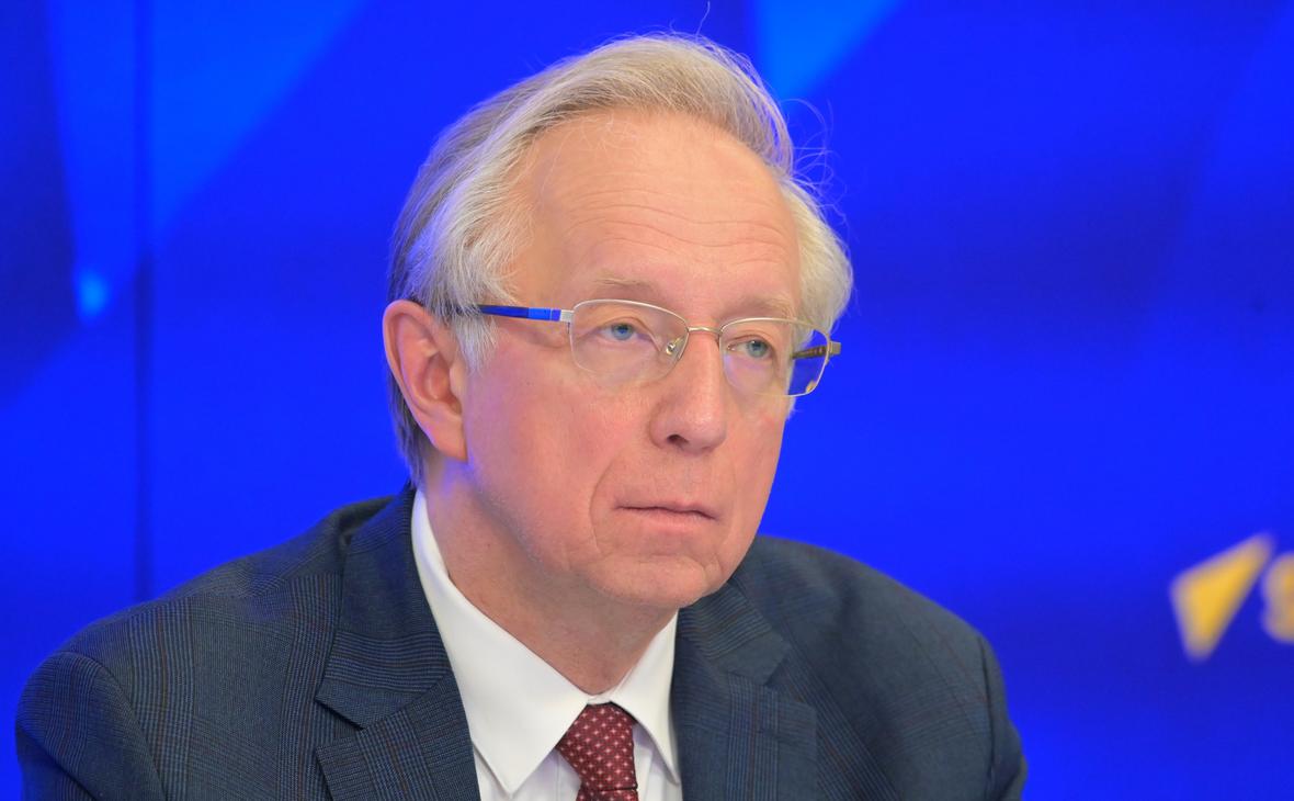 Михаил Галузин