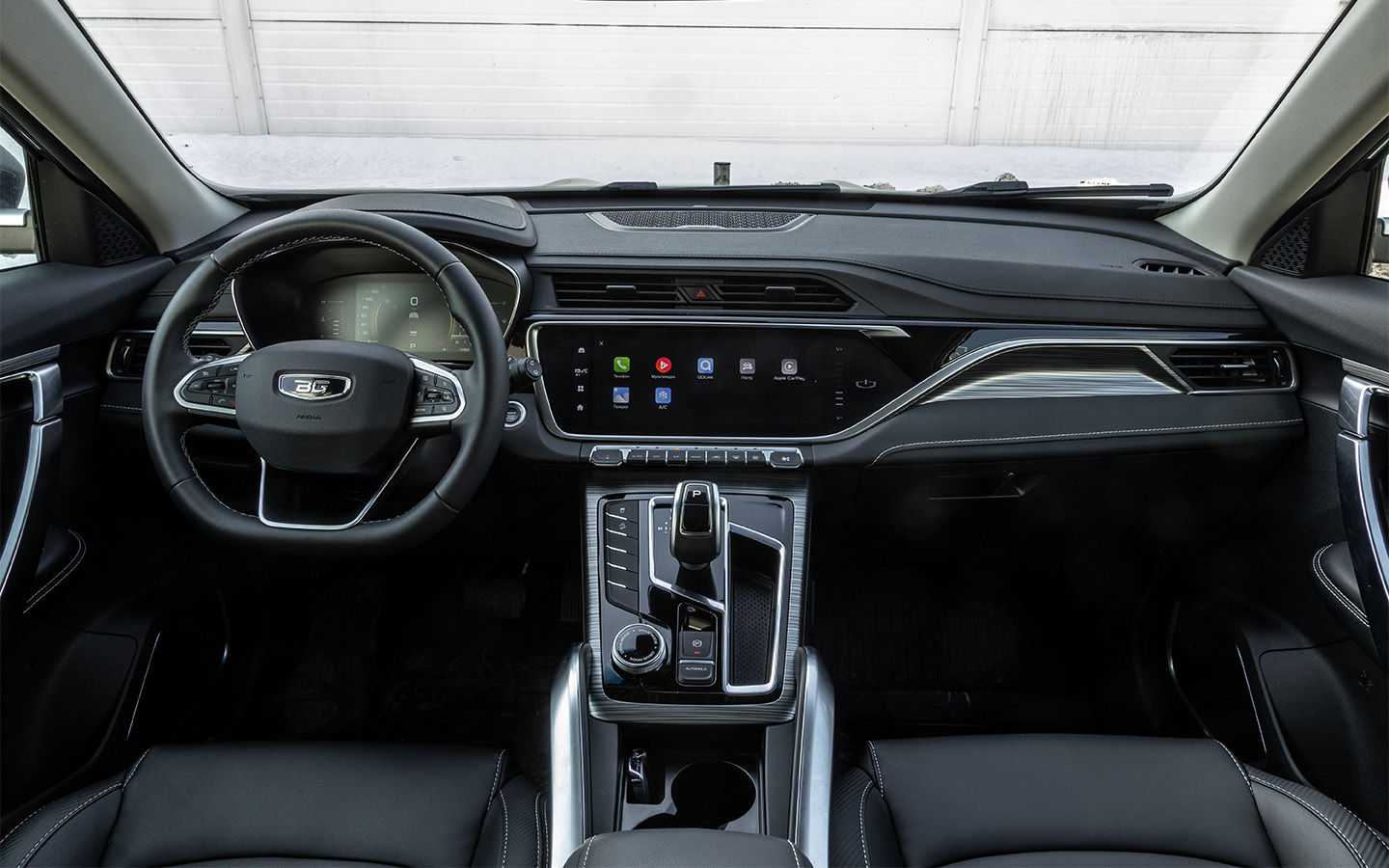 Интерьер у обновленного&nbsp;Belgee X70 остался неизменным &mdash; он полностью копирует салон китайского&nbsp;Geely Atlas Pro. Все панели обшиты искусственной кожей