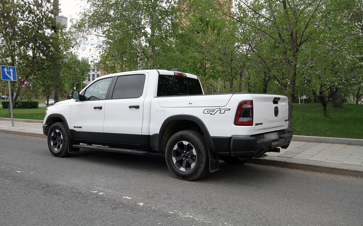 Ram 1500 воспринимается и едет на &laquo;класс выше&raquo;