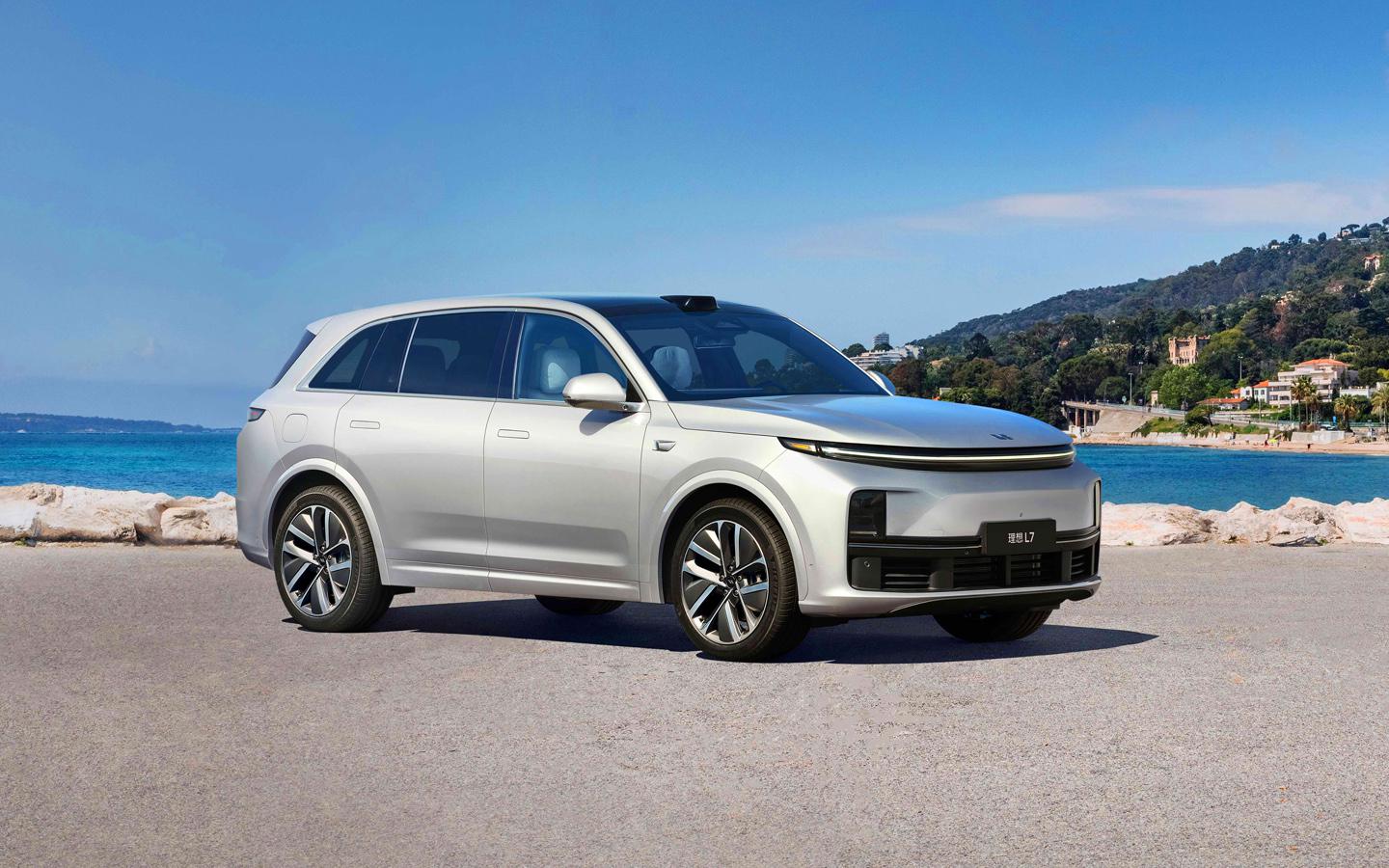 Li Auto предложил гарантию на «параллельные» машины. Но в виде страховки