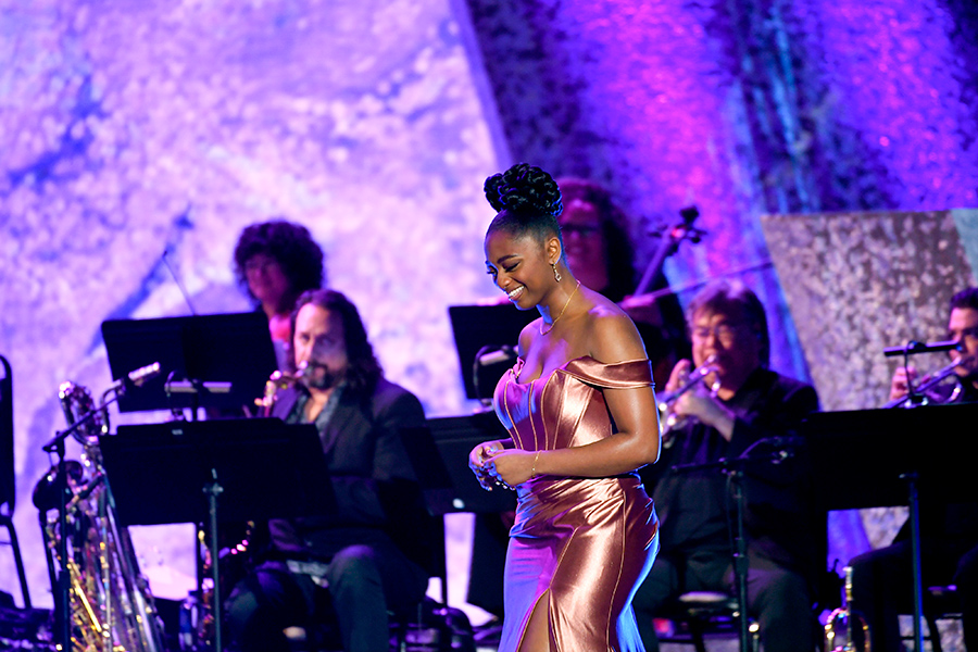 Лучшим новым артистом признали 23-летнюю джаз-певицу Самару Джой. Среди ее конкурентов в номинации были победители &laquo;Евровидения-2021&raquo;&nbsp;итальянцы M&aring;neskin