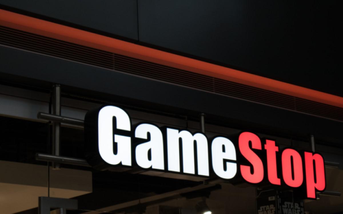 Акции GameStop взлетели на 46% после возвращения Roaring Kitty | РБК  Инвестиции