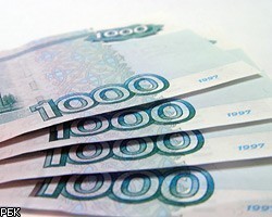 Рубль подешевел в начале торгов к доллару и евро