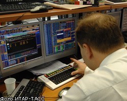Торги на российском рынке акций завершились снижением