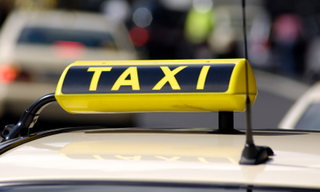 Таксисты смогут работать без лицензии до 1 июля 