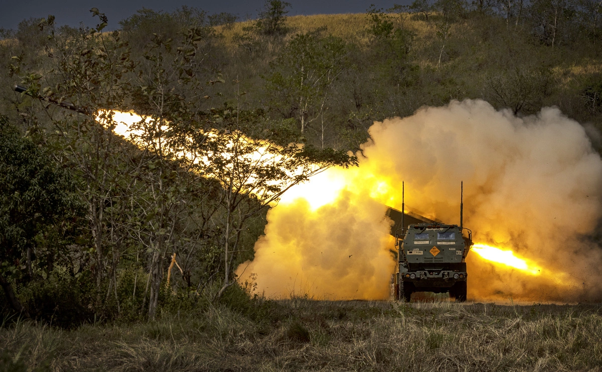 Ezra Acayan / Getty Images