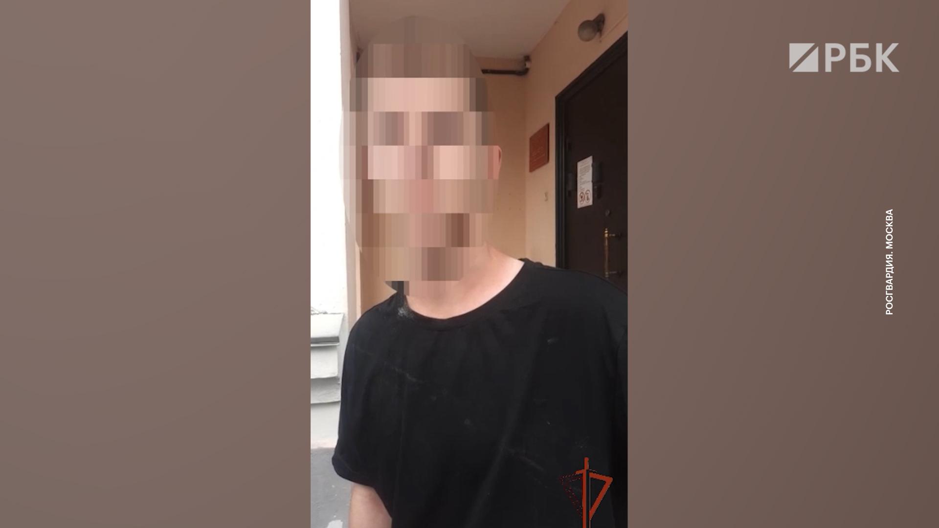 В Москве 18-летнего парня задержали при попытке поджечь призывной пункт