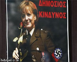Греки "одели" Ангелу Меркель в нацистскую форму