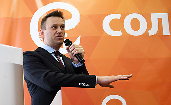 Алексей Навальный на&nbsp;съезде &laquo;Солидарности&raquo;

