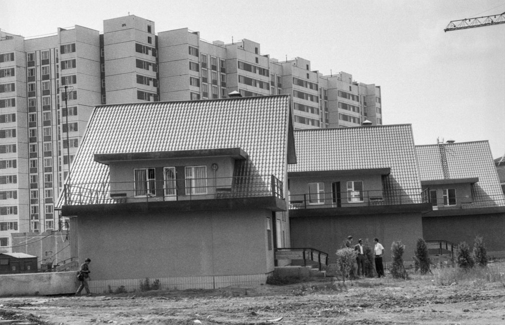 Новые коттеджи в районе Южное Бутово (1994 год)