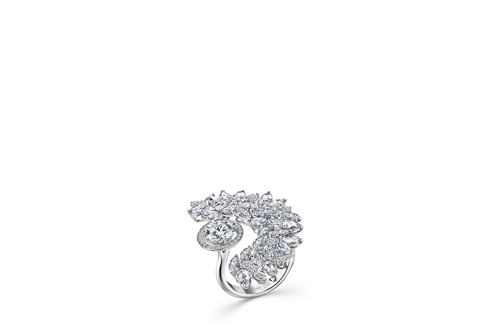 Кольцо (белое золото, бриллианты), New Year, ALROSA Diamonds, 4&nbsp;227&nbsp;600 руб. (ALROSA Diamonds)