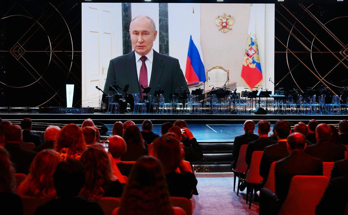 Видеообращение Владимира Путина&nbsp;к участникам церемонии вручения премии общества &laquo;Знание&raquo;