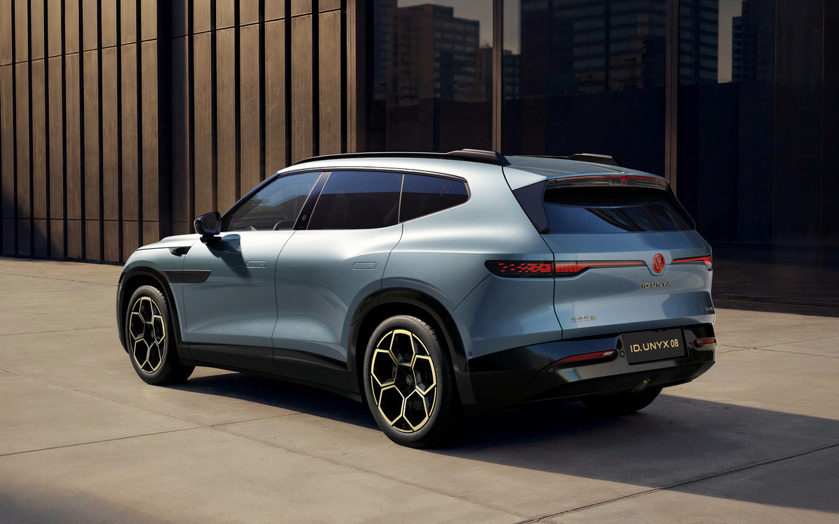 Volkswagen ID. Unyx 08