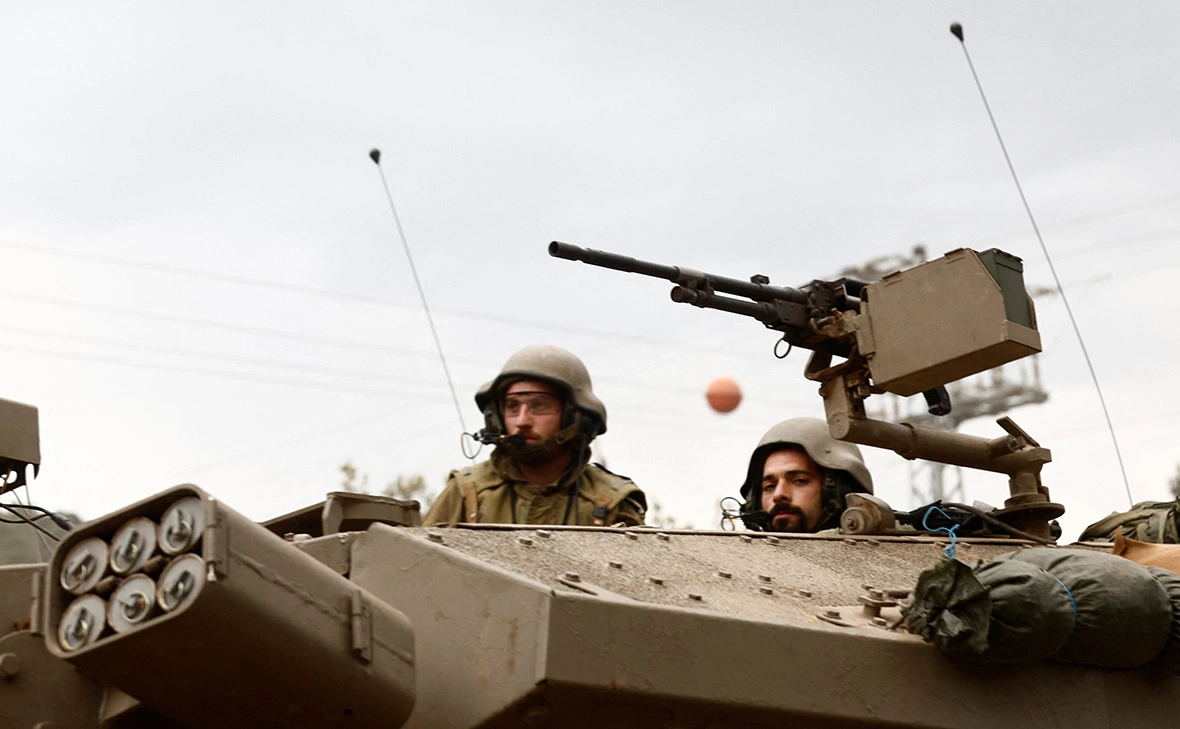 Evelyn Hockstein / Reuters